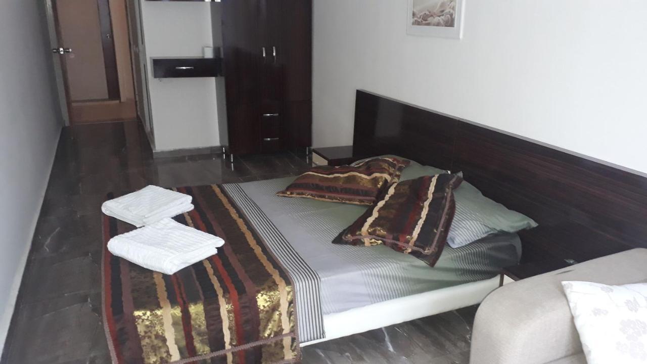 Lara Camlik Homestay *